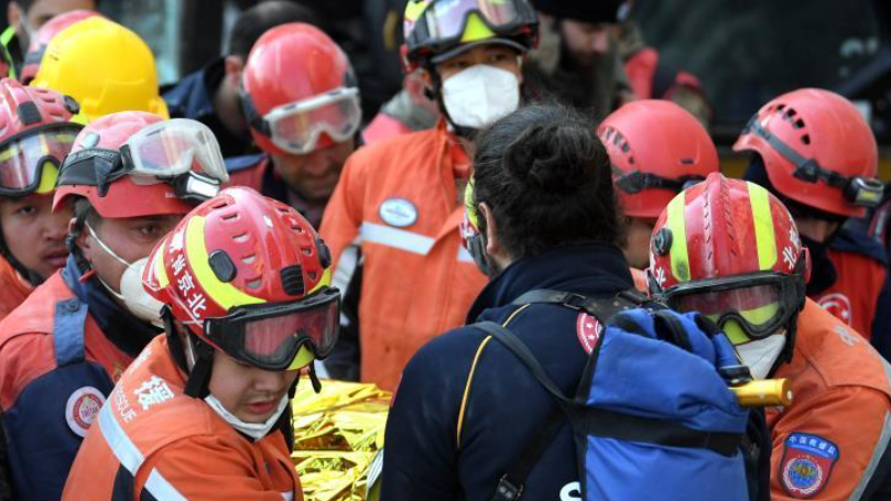 中国救援队已营救6名被困者